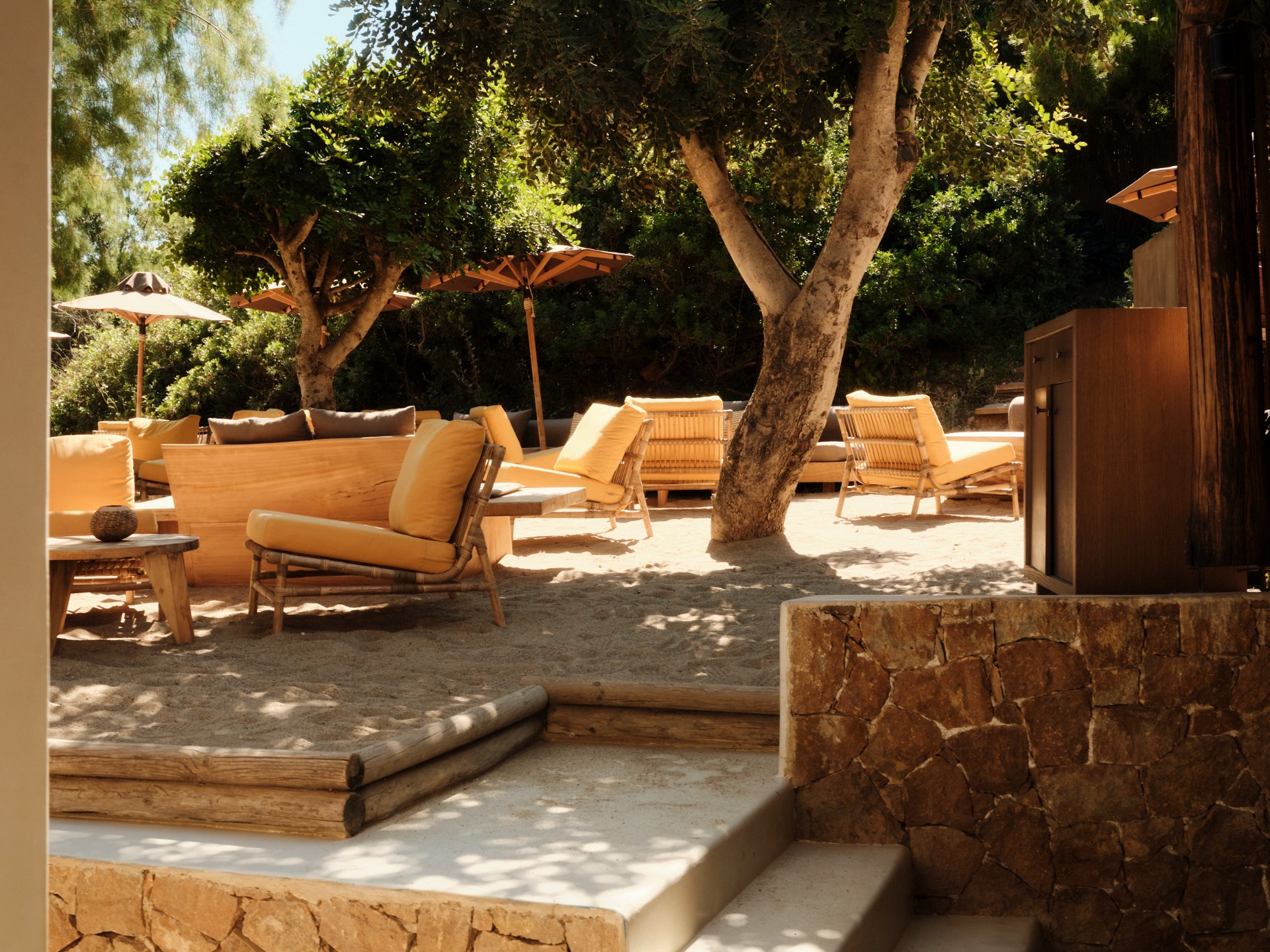 krabo_beach_bar_restaurant_vouliagmeni_athens (14)