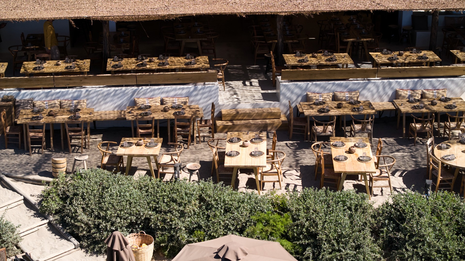 krabo_beach_bar_restaurant_vouliagmeni_athens (3)