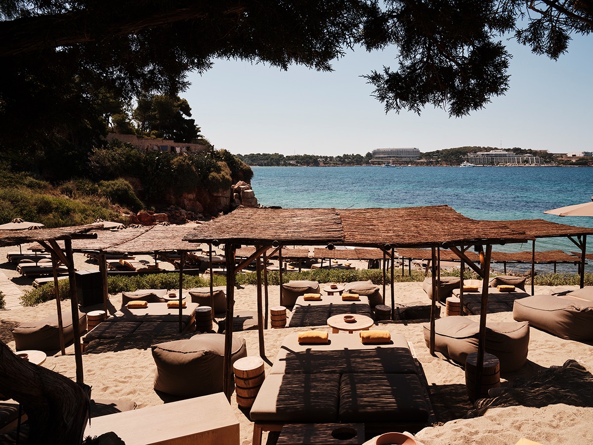 krabo_beach_bar_restaurant_vouliagmeni_athens (8)